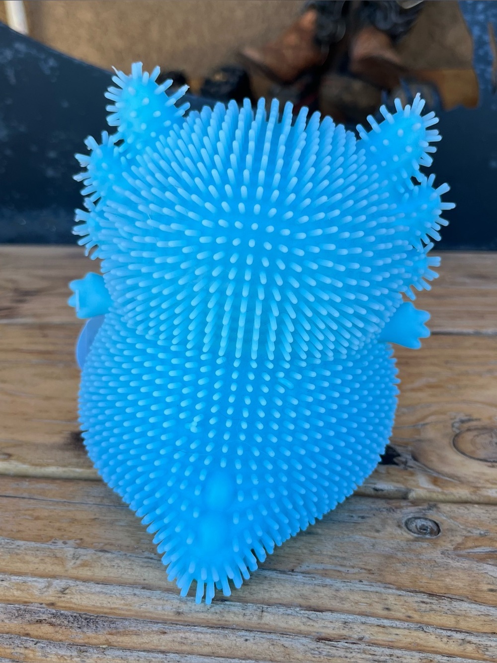 The Toy Network Puffer Axolotl - Picture 2 of 4
